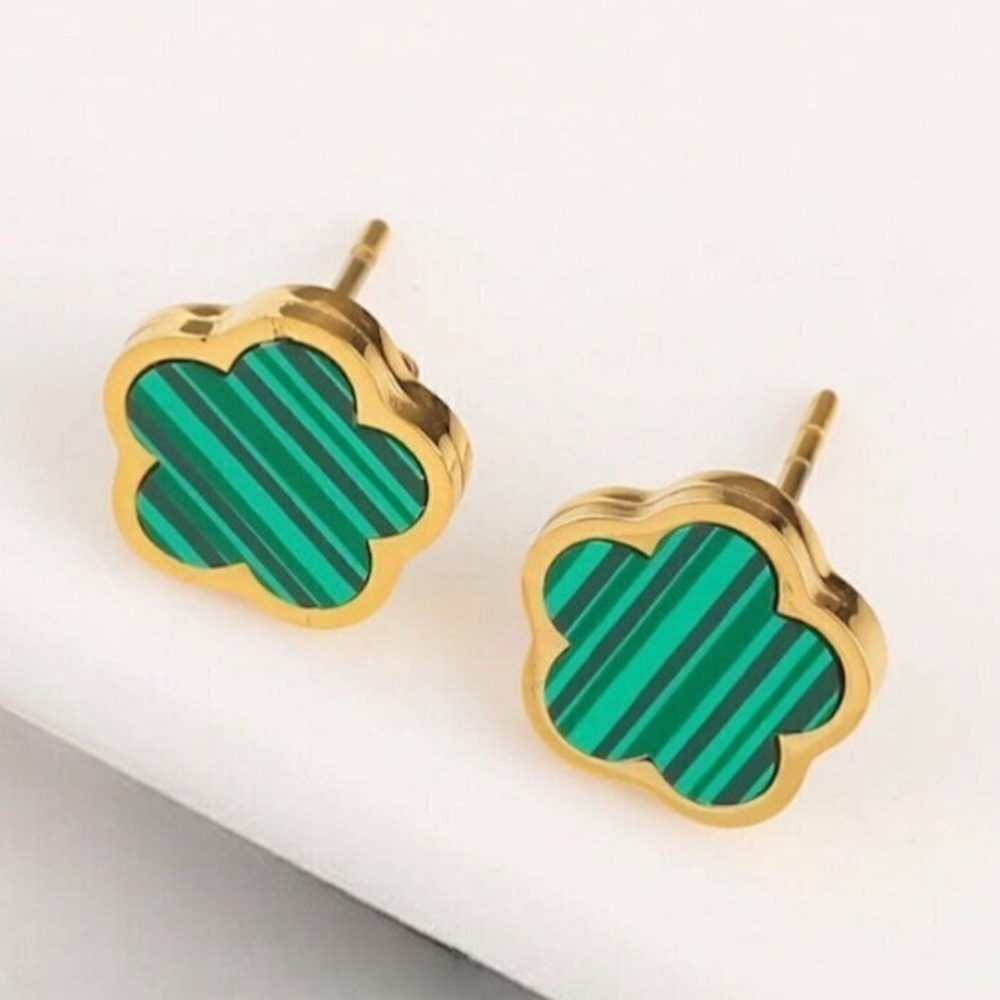 Gold Plated green Floral Clover Earrings Stainless Steel womens jewelry - Picture 3 of 6